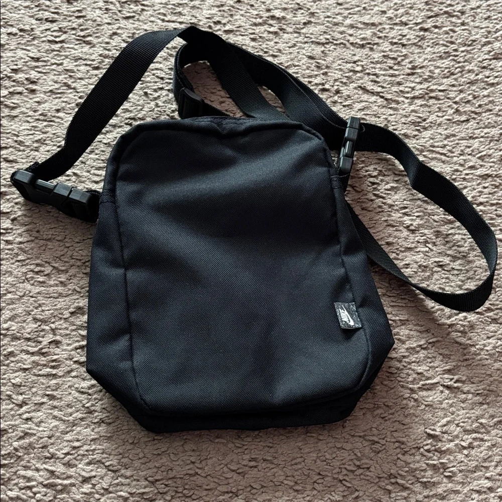 Nike Black Messenger Bag